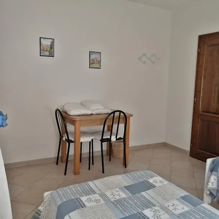 La Casa Gialla Belvedere Vakantiehuis