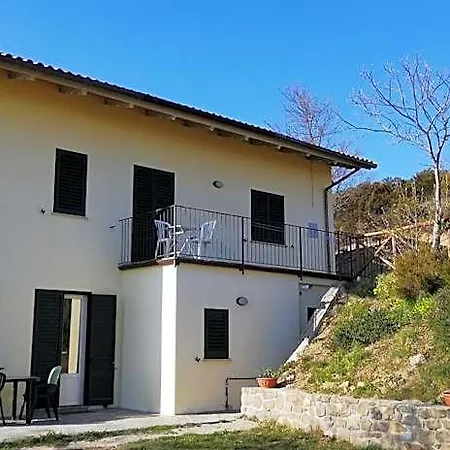 La Casa Gialla Belvedere Feriehus
