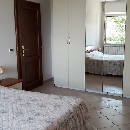 La Casa Gialla Belvedere كورتونا